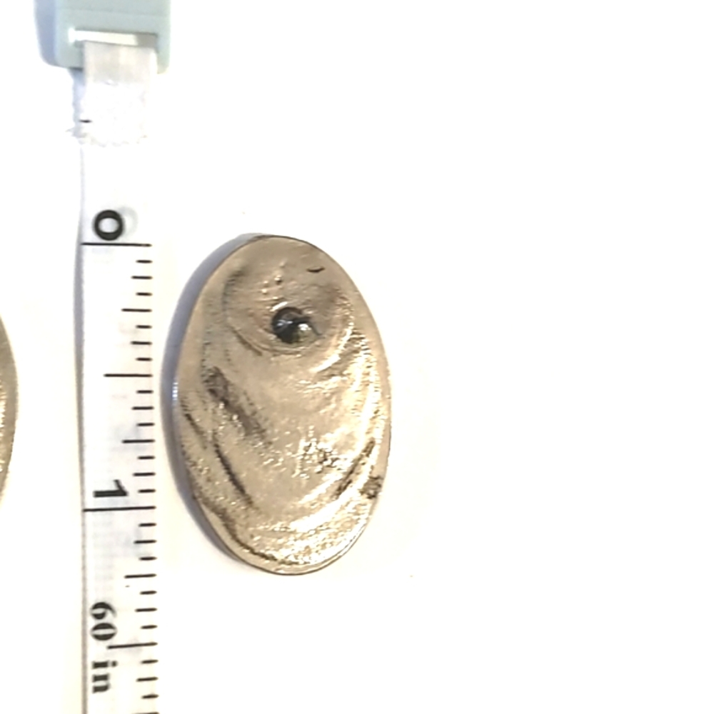 VINTAGE GERMAN GLASS BRONZE FLORAL INLAY SILVER-TONE DROP POST 1.2" EARRINGS - Picture 8 of 9